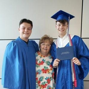 Meet your Posher, Debbie